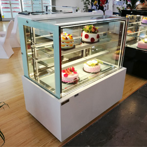 Right angle cake cabinet